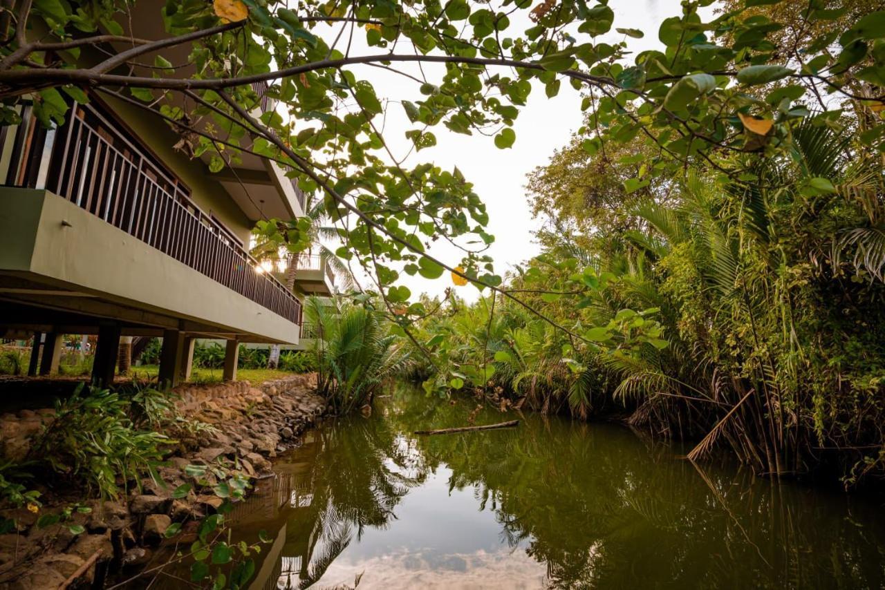 Ganesha Kampot Resort Exterior photo