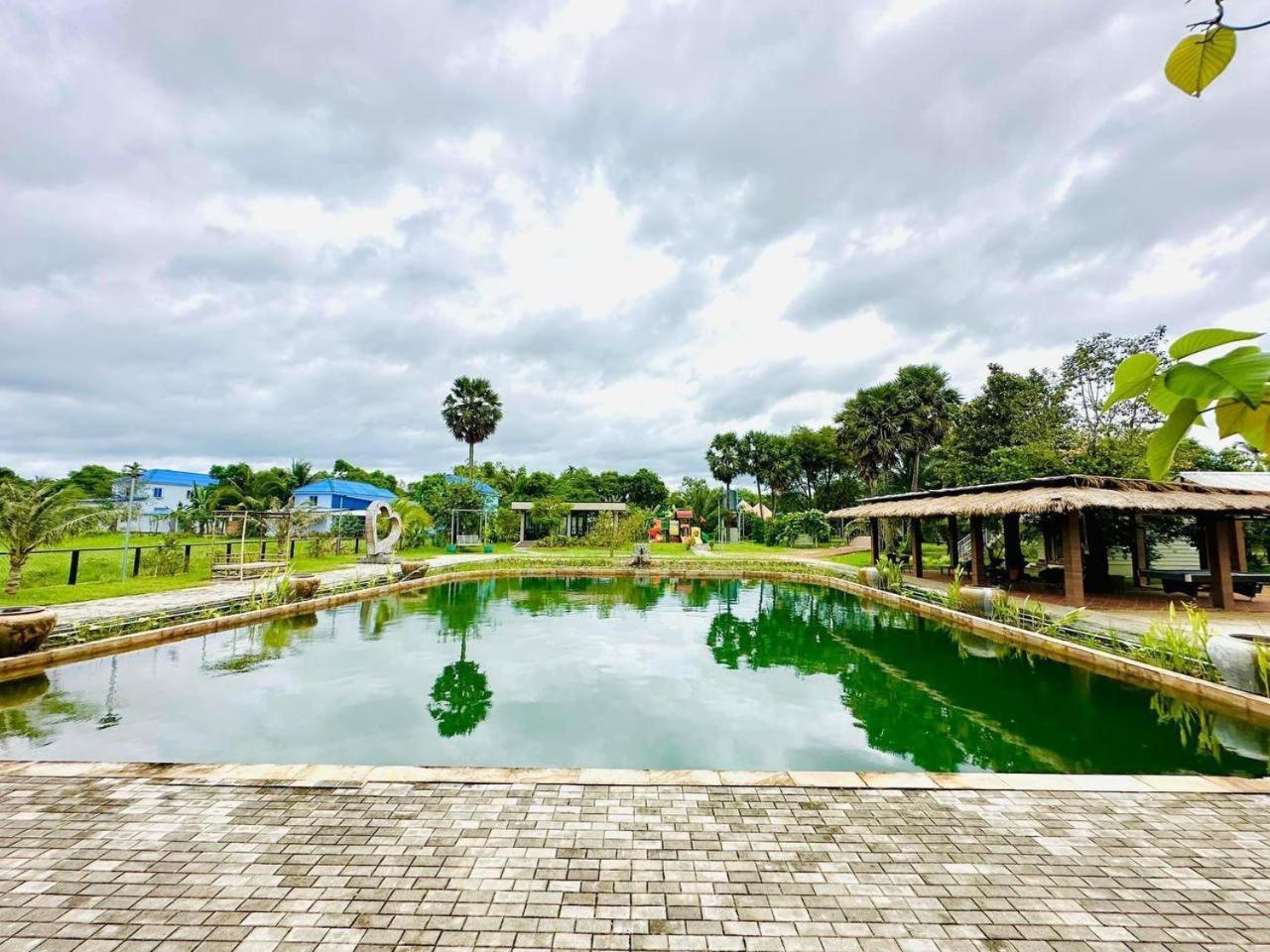 Ganesha Kampot Resort Exterior photo