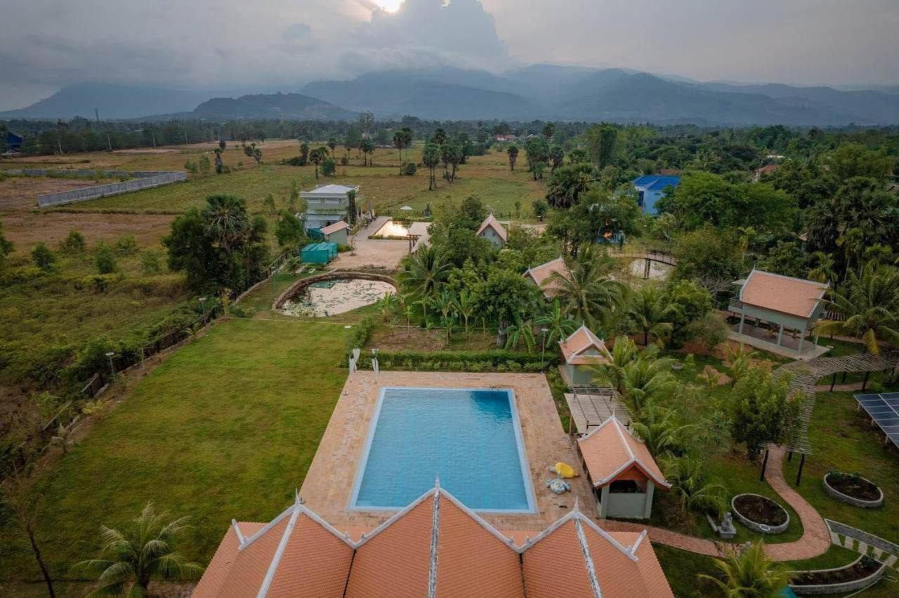 Ganesha Kampot Resort Exterior photo